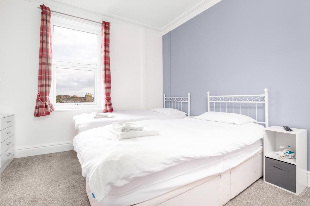 Hotel Blencathra à Whitby Extérieur photo