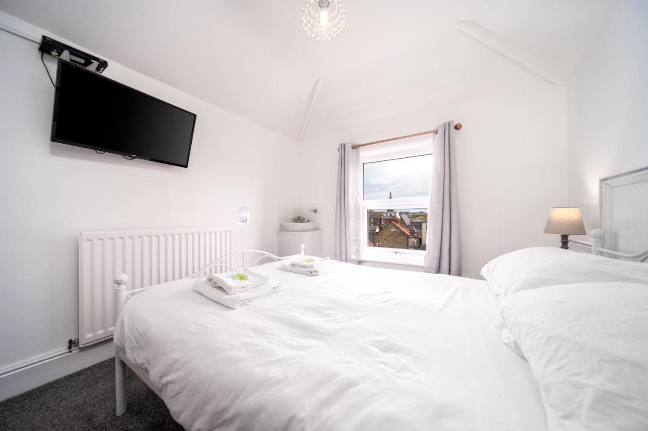 Hotel Blencathra à Whitby Extérieur photo